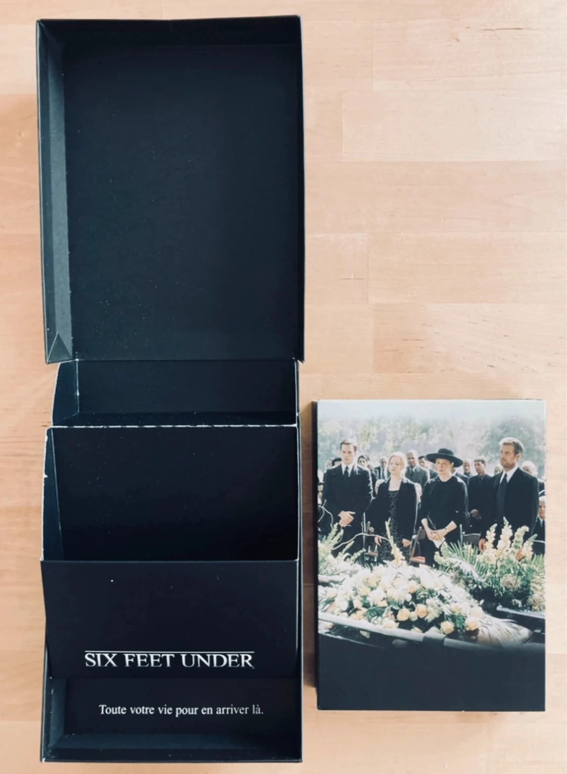 Caja de DVD Six feet under temporada 1. – photo 2